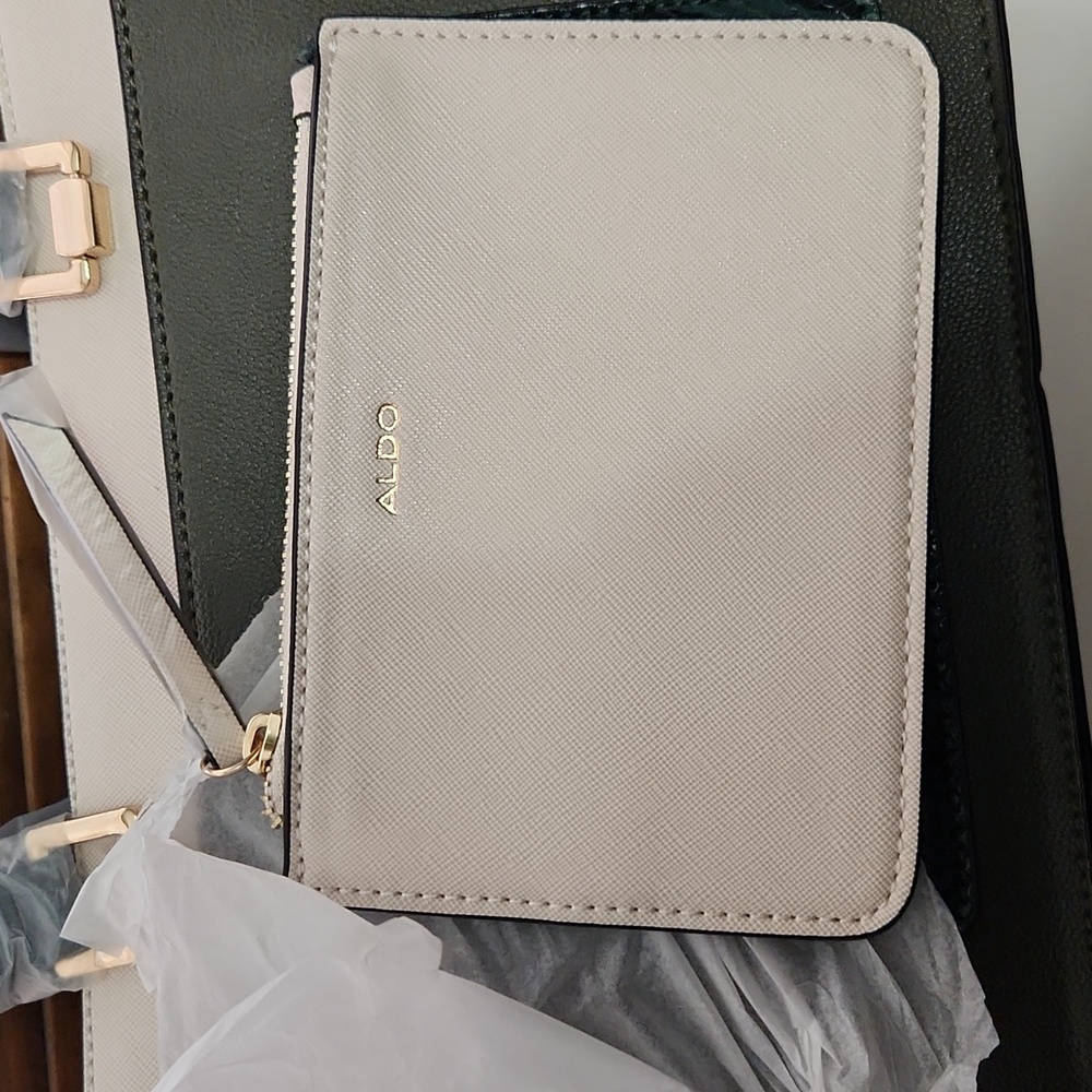 Aldo Hunter Green, Cream, Snakeskin Women's Handbag - Picture 3 of 6